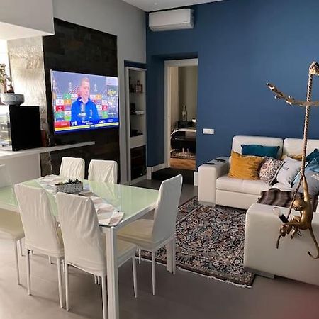 Il Loft Apartment เนเปิลส์ ภายนอก รูปภาพ